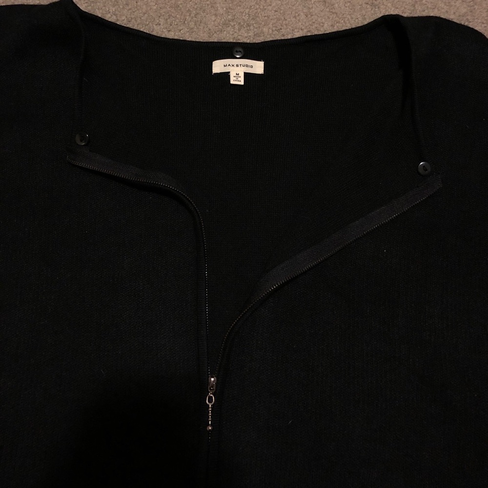 Poncho Sweater - Picture 4 of 6